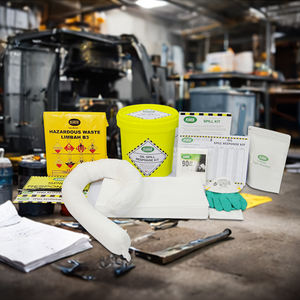 Kit de Respuesta a Derrames de Petróleo de 15 Litros, Kit Absorbente de Hidrocarburos de Emergencia con Almohadillas, Calcetines y Equipo de Protección Personal para Derrames de Petróleo Marinos e Industriales - Product Image 2