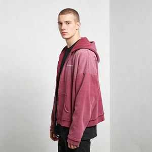 Sweat à capuche pour homme, tendance, bordeaux, en polaire douce délavée, coupe droite, avec finitions effet usé, style streetwear décontracté, hiver, éco-responsable, orné de strass - Product Image 5
