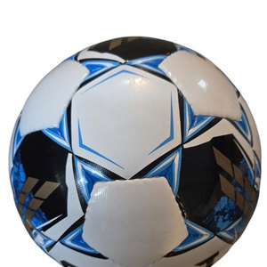 Ballon de football thermocollé sans couture en PU taille 5 – Ballon de sport avancé pour matchs et entraînements – Vente en gros OEM - Product Image 3