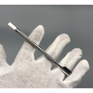 Pousse-cuticules double face en acier inoxydable, outil de manucure professionnel pour salon, outil à ongles réutilisable, éliminateur de peaux mortes - Product Image 5