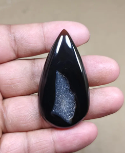 พลอยออนิกซ์สีดำธรรมชาติคุณภาพสูงทรงหยดน้ำแบบหลวมขัดเงาโดย Alba Gems สำหรับทำแหวน จี้ และเครื่องประดับ - Product Image 2