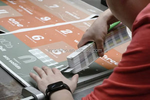 Caja de exhibición de mostrador de papel con laminación mate ecológica personalizada, lista para usar, con corte fácil, para bolsas y sobres de venta al por menor - Product Image 5