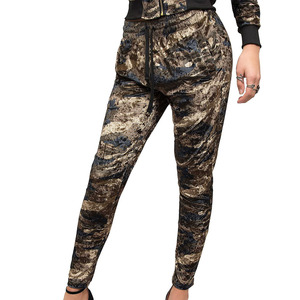 Ensemble d'entraînement pour la performance athlétique avec tissu extensible flexible, survêtement pour femme, survêtement personnalisé imprimé pour femme - Product Image 5