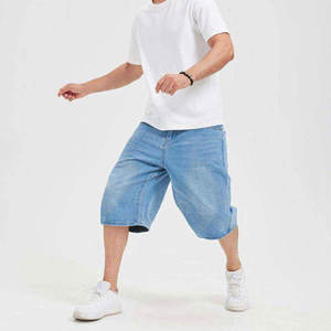 Shorts en jean bleu clair pour hommes, coupe décontractée, longueur genou, style vintage délavé, bermudas streetwear, vente en gros - Product Image 1