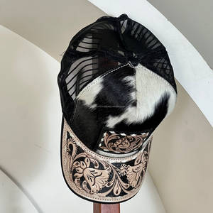 Casquette de baseball en cuir de vachette véritable personnalisée avec bordure florale western gravée à la main et fermeture snapback réglable, casquette de sport type trucker - Product Image 3