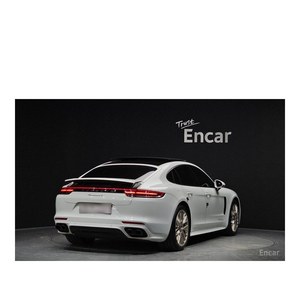 Porsche Panamera 3.0 AWD 2020 con Cámara Trasera, Asientos de Cuero, Volante a la Izquierda - 63,605 km - Product Image 2