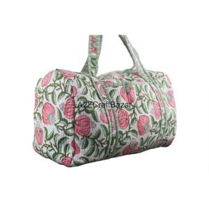 กระเป๋าเดินทางสะพายไหล่แบบดัฟเฟิล ทำมือ สไตล์วินเทจ โบโฮ ผ้าควิลท์ 100% ผ้าฝ้าย น้ำหนักเบา หรูหรา ปิดซิป เหมาะสำหรับทริปวันหยุดสุดสัปดาห์ - Product Image 3