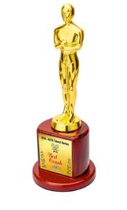 Trophée de reconnaissance des réalisations, coaching d'excellence, prix annuel pour les performances, prix de la personnalité humaine, trophée avec finition dorée et base en bois - Product Image 4