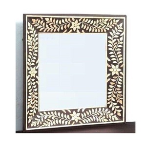 CRAFT WORLD EXPORT Miroir mural décoratif rectangulaire fait main style ferme moderne, motif écaille de poisson festonné noir et blanc, os - Product Image 2