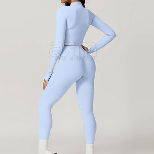 Conjunto de Yoga de 3 Piezas para Mujer con Logotipo Personalizado de Nuevo Diseño, Conjunto de Yoga de 3 Piezas de Secado Rápido para Mujer, Conjunto de Yoga de 3 Piezas Transpirable para Mujer - Product Image 2
