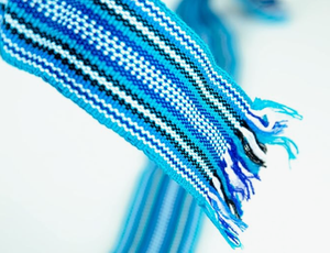 เข็มขัดลูกไม้ทอมือสไตล์ยูเครน ปรับความกว้างได้ สีแดง ลายชาติพันธุ์ สายคาดเอวสีสันสดใส สไตล์คอสแซค ของขวัญสไตล์สลาฟ - Product Image 4