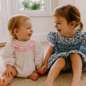 Conjunto de ropa de bebé de algodón con estampado personalizado, ropa de moda Trung Giang, ropa infantil para niños y niñas pequeños - Product Image 1