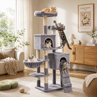 Tour à chat multi-niveaux avec poteaux à gratter, directement de l'usine
