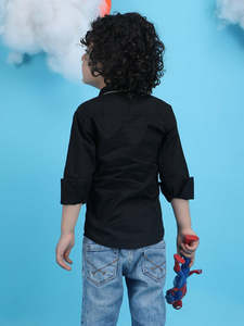 Chemise noire élégante pour garçons, chemise décontractée pour fête, chemise en coton pour enfants, chemise tendance pour garçons, chemise pour anniversaire, tenue de fête - Product Image 2