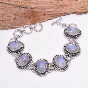 Bracelet ovale en pierre de lune arc-en-ciel, éclat bleu, style bohème, argenté, fait main, bijou en pierre précieuse, cadeau pour elle - Product Image 1