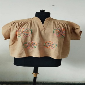 เสื้อคลุมผ้าฝ้ายสลับเนื้อ ดีไซน์หรูหราสำหรับงานปาร์ตี้ รับผลิตแบบ OEM ODM แบรนด์ส่วนตัว - Product Image 2
