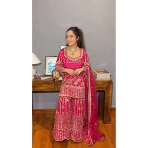 Hermosa Ropa India y Pakistaní, Elegante Conjunto de Top y Pantalón con Dupatta para Fiestas - Product Image 3