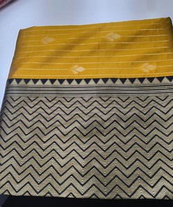 Sari de Seda Amarillo con Borde Negro, Ropa Tradicional India y Pakistaní para Bodas, para Todas las Temporadas, 85169 TWT 1095 - Product Image 5