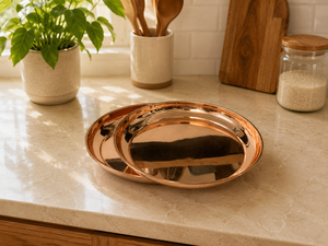 Assiette de service ovale en métal poli, moderne, résistante, de qualité alimentaire, sans BPA, fabriquée à la main, compatible lave-vaisselle, pour les fêtes - Product Image 3