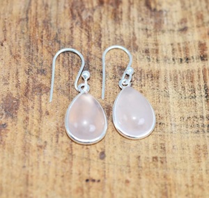 Pendientes Colgantes de Plata de Ley 925 con Cuarzo Rosa Natural, Joyería Artesanal con Piedras Preciosas - Product Image 3