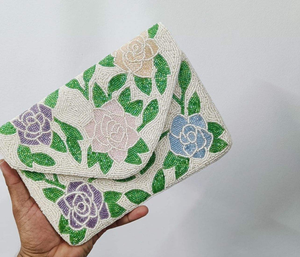 Pochette à monnaie faite à la main pour femmes et filles, broderie de perles, pochette à monnaie en provenance d'Inde, pochette faite à la main pour femmes - Product Image 3