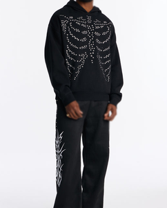 Sudadera con Capucha Negra para Hombre con Estampado de Estrellas, Sudadera Gráfica Casual Estilo Urbano, Fabricante Mayorista - Product Image 3