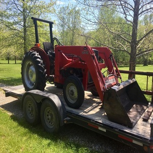 รถแทรกเตอร์ Massey Ferguson 240 4WD คุณภาพพรีเมียม ซื้อวันนี้ พร้อมเครื่องยนต์ Kubota จัดส่งรวดเร็ว และข้อเสนอขายส่งสำหรับเกษตรกร - Product Image 1