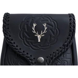 Sporran en cuir noir de qualité supérieure avec motif celtique en relief, emblème tête de cerf argentée, bord tressé, kilt écossais traditionnel - Product Image 4