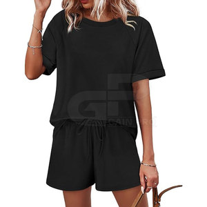 Elegante Conjunto de Shorts de Verano 2026 para Mujer, Traje Corto Casual de Dos Piezas con Top Moderno, Tela Transpirable y Diseño para Uso Diario - Product Image 3