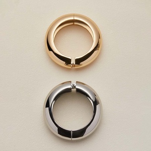 Collana girocollo bicolore minimalista moderna per le donne-Design collare in acciaio al titanio, gioielli di moda di lusso leggero - Product Image 5