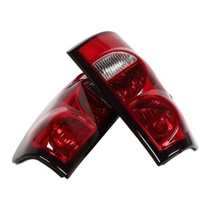 Coppia di Luci Posteriori a LED Rosse per Chevy Silverado 1999-2002 e GMC Sierra 1999-2006, Nuove in ABS 12V per Modelli Express e Suburban - Product Image 4