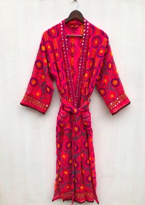 Camisón Kimono Floral con Cuello en V para Mujer, Estilo Phulkari Nupcial, 100% Algodón Tejido, Cintura Elástica, Mangas Largas, Opción Personalizada - Product Image 3