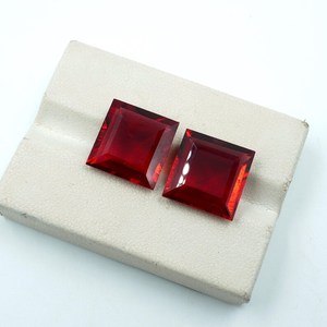 Par de Esmeraldas Rojas Cultivadas en Laboratorio: Facetadas Cuadradas, 11.80 ct, 2 Piezas - Product Image 5