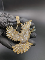 Pendentif Colombe Volante en Or 18K et Argent 925, Breloques Moissanite, Pendentif Colombe Sertie de Pierres, Pendentifs Oiseaux Personnalisés pour Hommes et Femmes