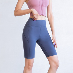 Shorts pour femmes faciles à porter, matière douce et légère, conçus pour le confort, la mobilité et la mode au quotidien - Product Image 5