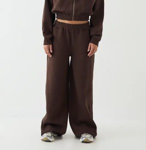 Conjunto Deportivo de Dos Piezas para Mujer, Top de Manga Larga y Pantalones a Juego, Diseño Personalizado, Fabricante OEM, con Puños Acanalados - Product Image 6