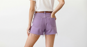 Shorts en jean taille haute violet à bords bruts pour femme – Mini-short décontracté style streetwear pour l'été - Product Image 2