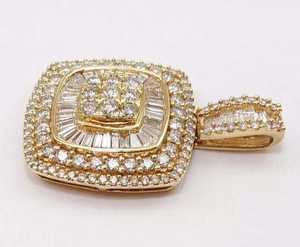 Collar con Colgante de Diamantes Baguette y Corte Redondo en Plata de Ley 925 para Niños, Aniversario Hindú - Product Image 2