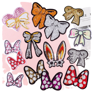 Production en gros de patchs brodés en chenille, fabrication de badges personnalisés à coudre pour vêtements de sport, vêtements de mode et marques de détail - Product Image 1