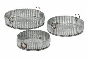 Juego de 3 bandejas redondas de metal para servir con asas de madera, estilo vintage hecho a mano, vajilla duradera para fiestas - Product Image 2