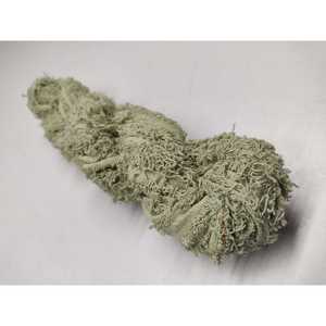 Hilo de Algodón Reciclado con Efecto Frizz, Teñido a Mano en Verde Polvoriento para Tejido y Manualidades de Crochet - Product Image 1