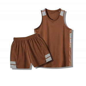 Uniforme de basket-ball en polyester pour hommes, respirant, imprimé par transfert thermique, maillot de sport, kit d'équipe athlétique, chemise d'entraînement - Product Image 2