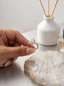 Bague de fiançailles en diamant rond de laboratoire certifié IGI, or jaune 18 carats, vente en gros |   Prix d'usine |   Fabricant - Product Image 2