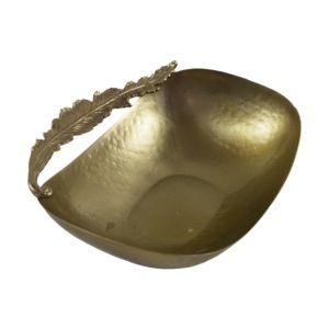Bol à poignée en métal tendance avec finition en aluminium et plaqué or, vaisselle au design élégant au prix le plus bas - Product Image 1