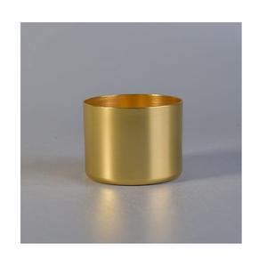 Pot en métal sur mesure de luxe pour bougies, disponible en différentes couleurs et designs - Product Image 3