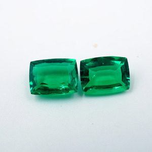 มรกตธรรมชาติจากโคลอมเบีย 2.70 กะรัต สีเขียวทรงคุชชั่น แบรนด์ HAYAAT GEMS รับรองคุณภาพ สำหรับทำเครื่องประดับ ขนาด 8x6x3.5 มม. - Product Image 4