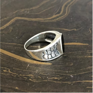 Bague Chevalière Homme en Argent 925 avec Onyx Noir (7,8 Grammes) – Bijou Fin en Pierre Précieuse au Design Élégant pour Usage Quotidien - Product Image 4