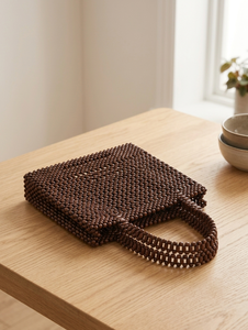 Sacs à main de soirée élégants et ornés de perles, conçus avec des embellissements raffinés, parfaits pour les boutiques, les créateurs et les détaillants. - Product Image 3