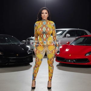 ชุดพิมพ์ลายหนังงู 2 ชิ้น เสื้อคอเต่าแขนยาวสำหรับผู้หญิงและเลกกิ้งเอวสูง |   ชุดเซ็ตหนังงูหลามยืดหยุ่นได้ - Product Image 4