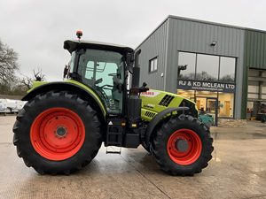 Tractor Agrícola Claas 2026 de Uso Pesado 4x4, Máquina Agrícola con Motor Turbodiésel de Nueva Generación, Cabina Confortable, Sistema Hidráulico, PTO - Product Image 4